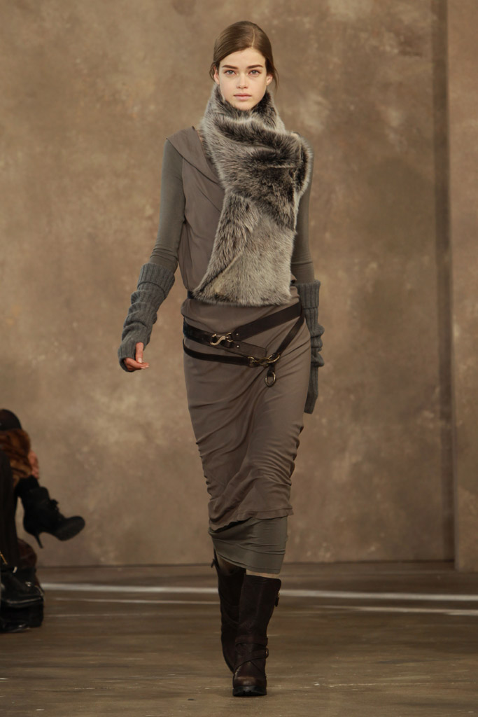 Donna Karan 2011ϵиDƬ