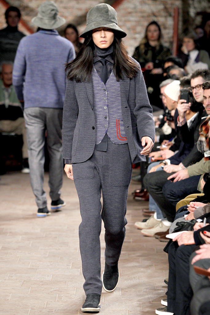 Missoni 2011ﶬbDƬ