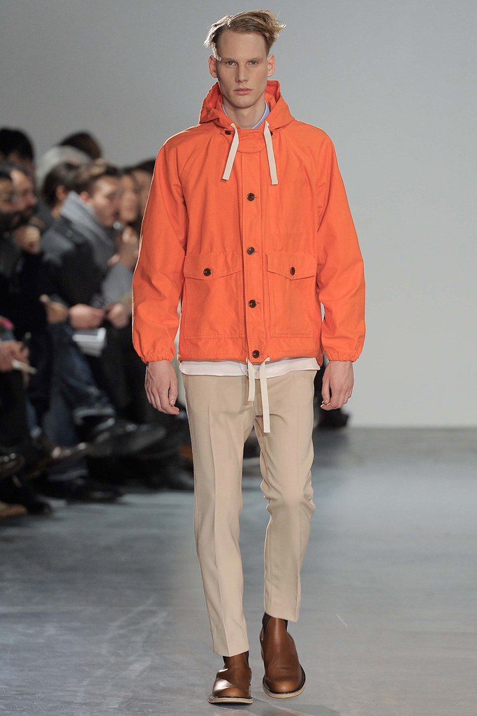Acne 2011 ﶬbDƬ