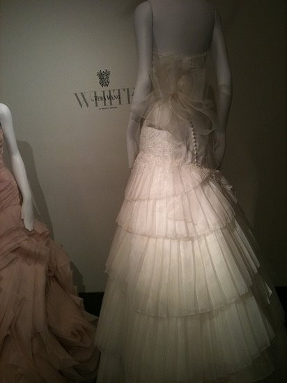 Vera Wang聯(lián)合Davids Bridal 平價婚紗系列高清圖片