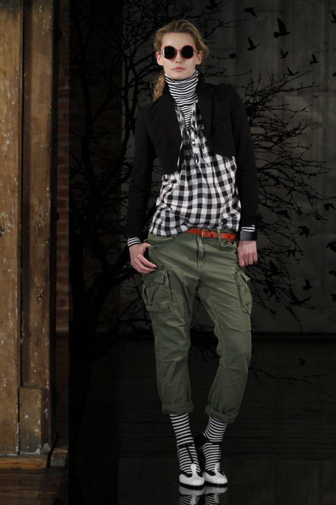 Gant by Michael Bastian 2011 ﶬbDƬ