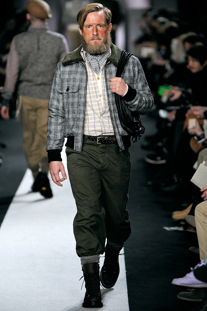 N.Hoolywood 2011 ﶬbDƬ