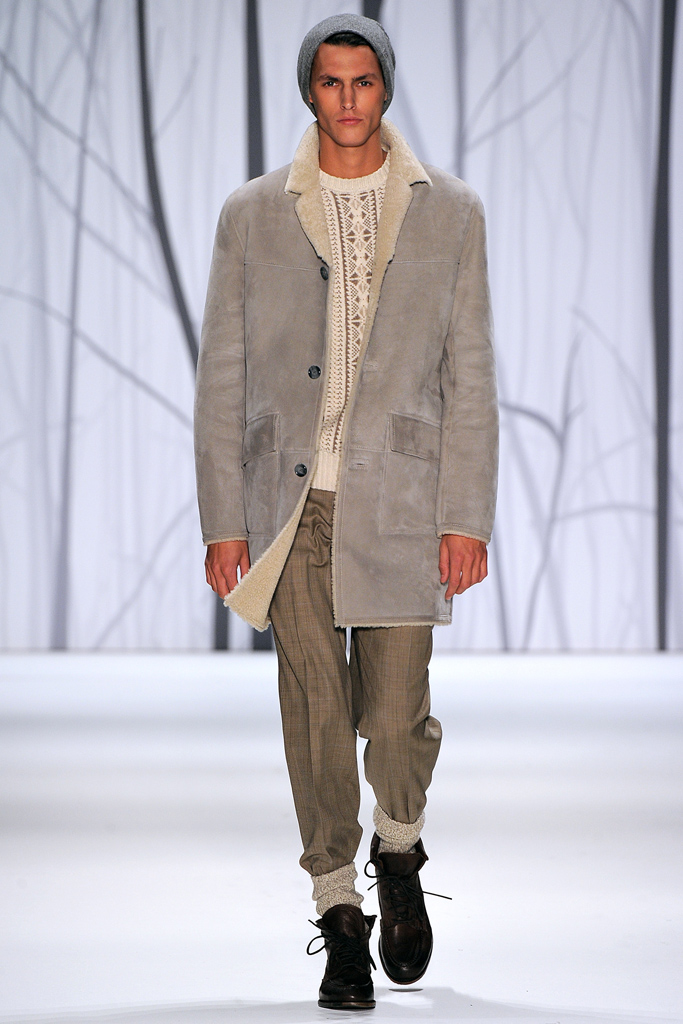 Perry Ellis 2011 ﶬbDƬ