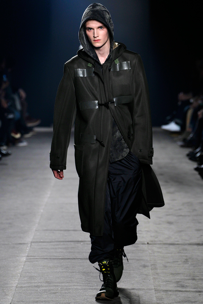 Y-3 2011 ﶬbDƬ