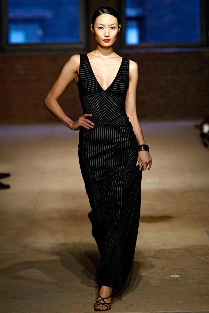 Stephen Burrows 2011ﶬ¸DƬ