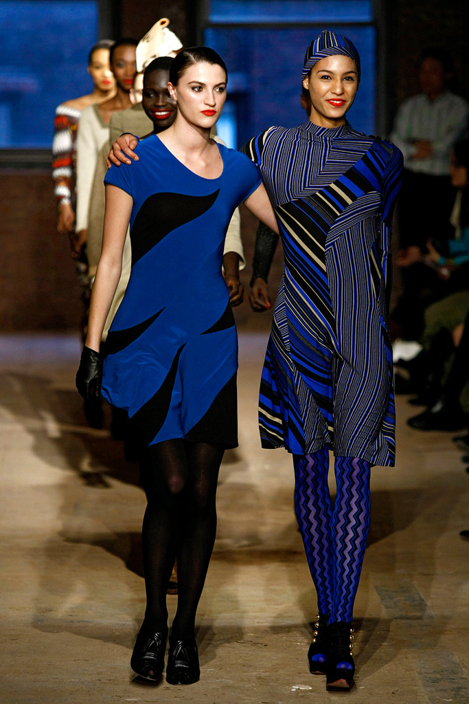 Stephen Burrows 2011ﶬ¸DƬ