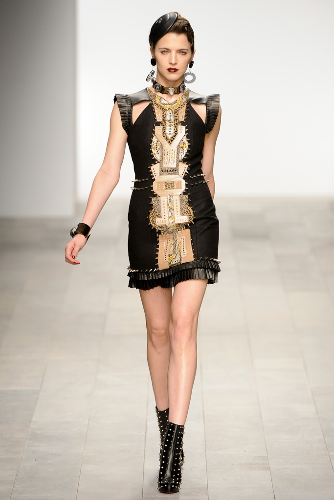 Holly Fulton 2011ﶬ¸DƬ