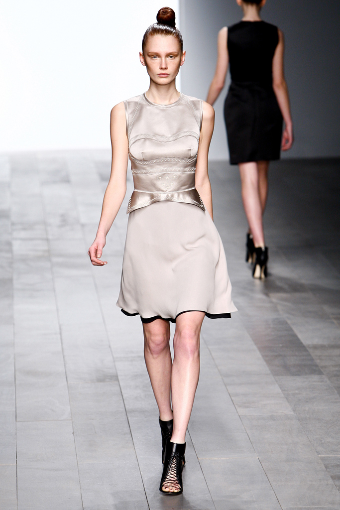 Marios Schwab 2011ﶬ¸DƬ