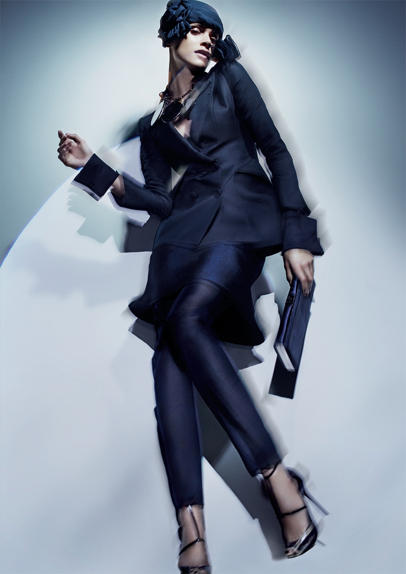 Giorgio Armani 2011ďVƬ DƬ