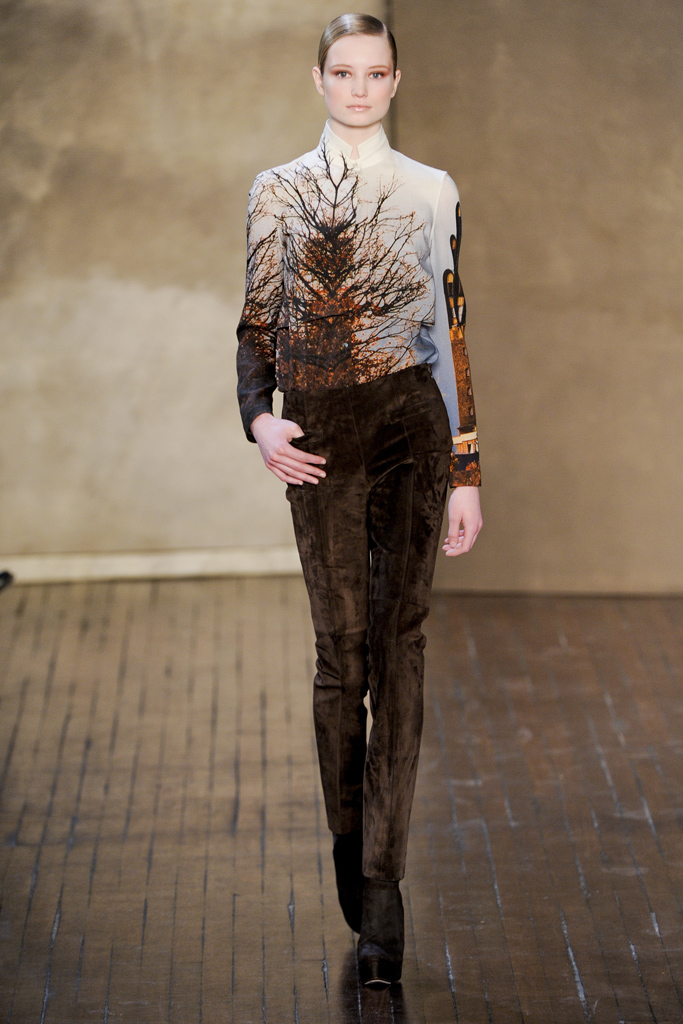 Akris 2011ﶬ DƬ