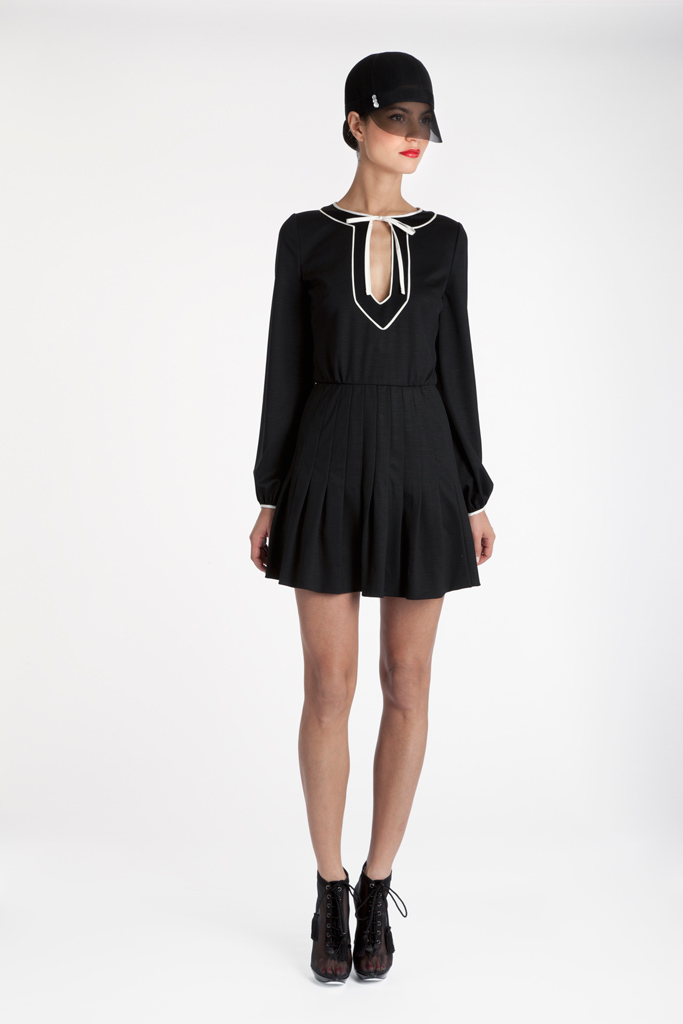 Azzaro 2011ﶬ DƬ