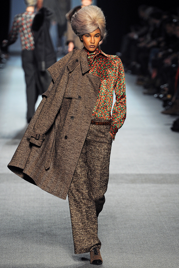 Jean Paul Gaultier 2011ﶬ DƬ