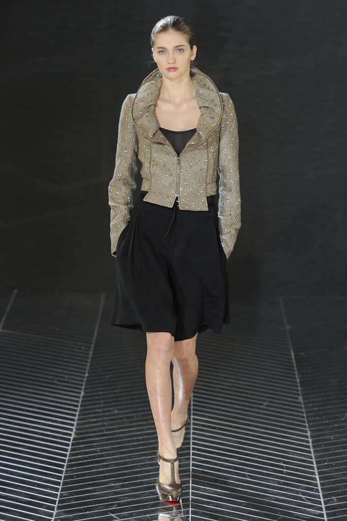 Roland Mouret 2011ﶬ DƬ