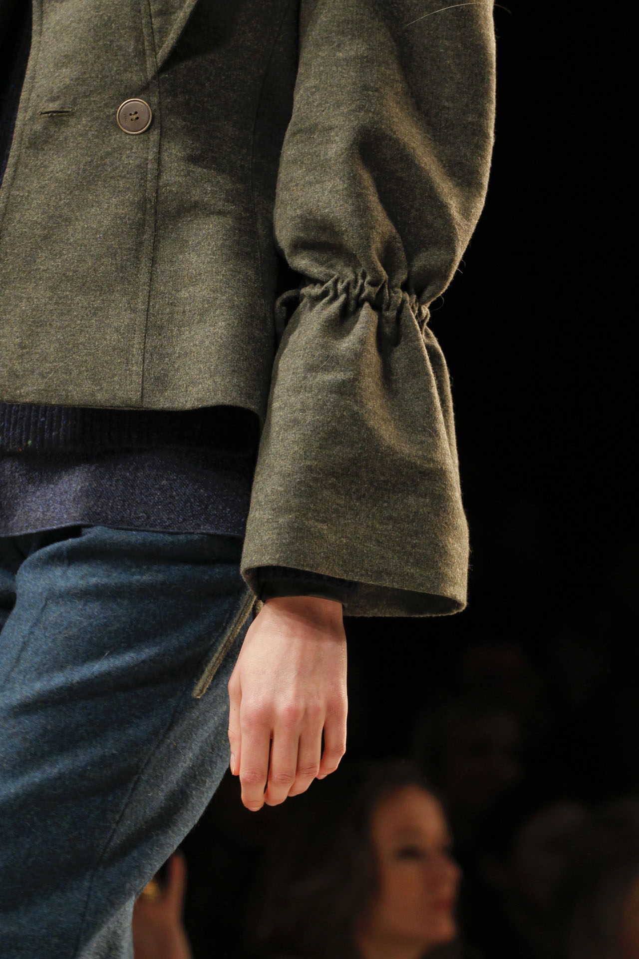 Fendi 2011ﶬDƬ