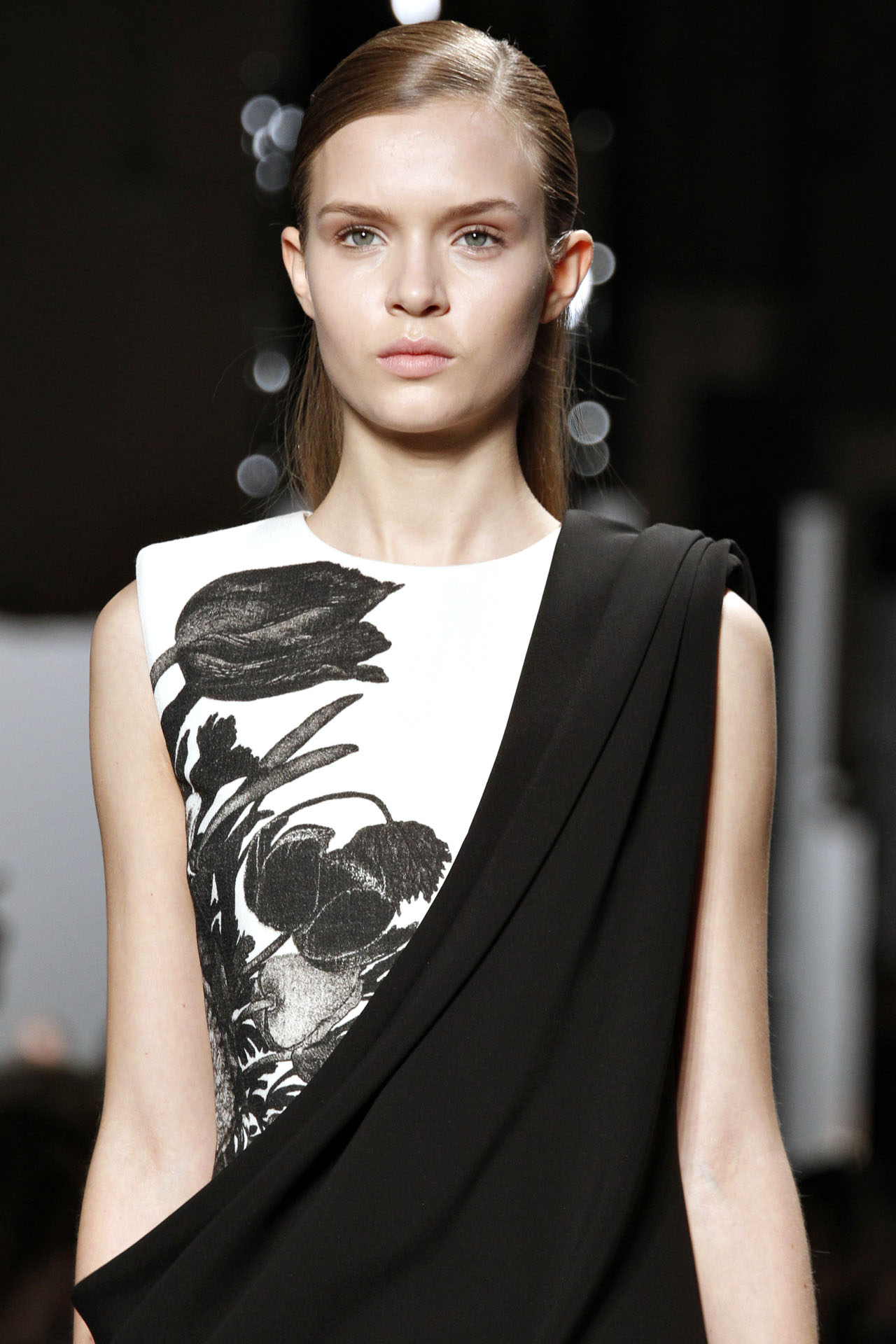 Giambattista Valli 2011ﶬDƬ