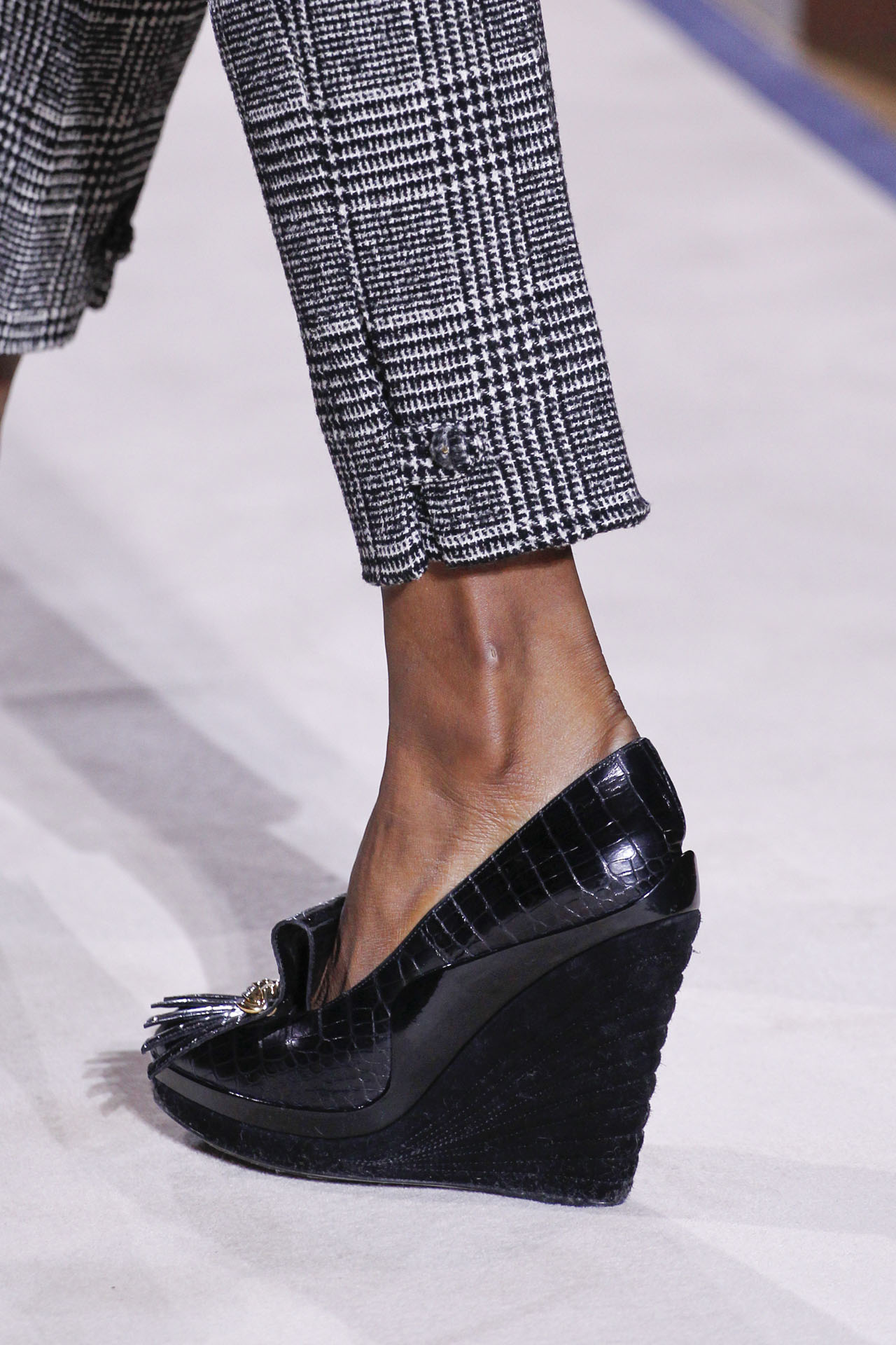 Yves Saint Laurent 2011ﶬ(x)(ji)DƬ