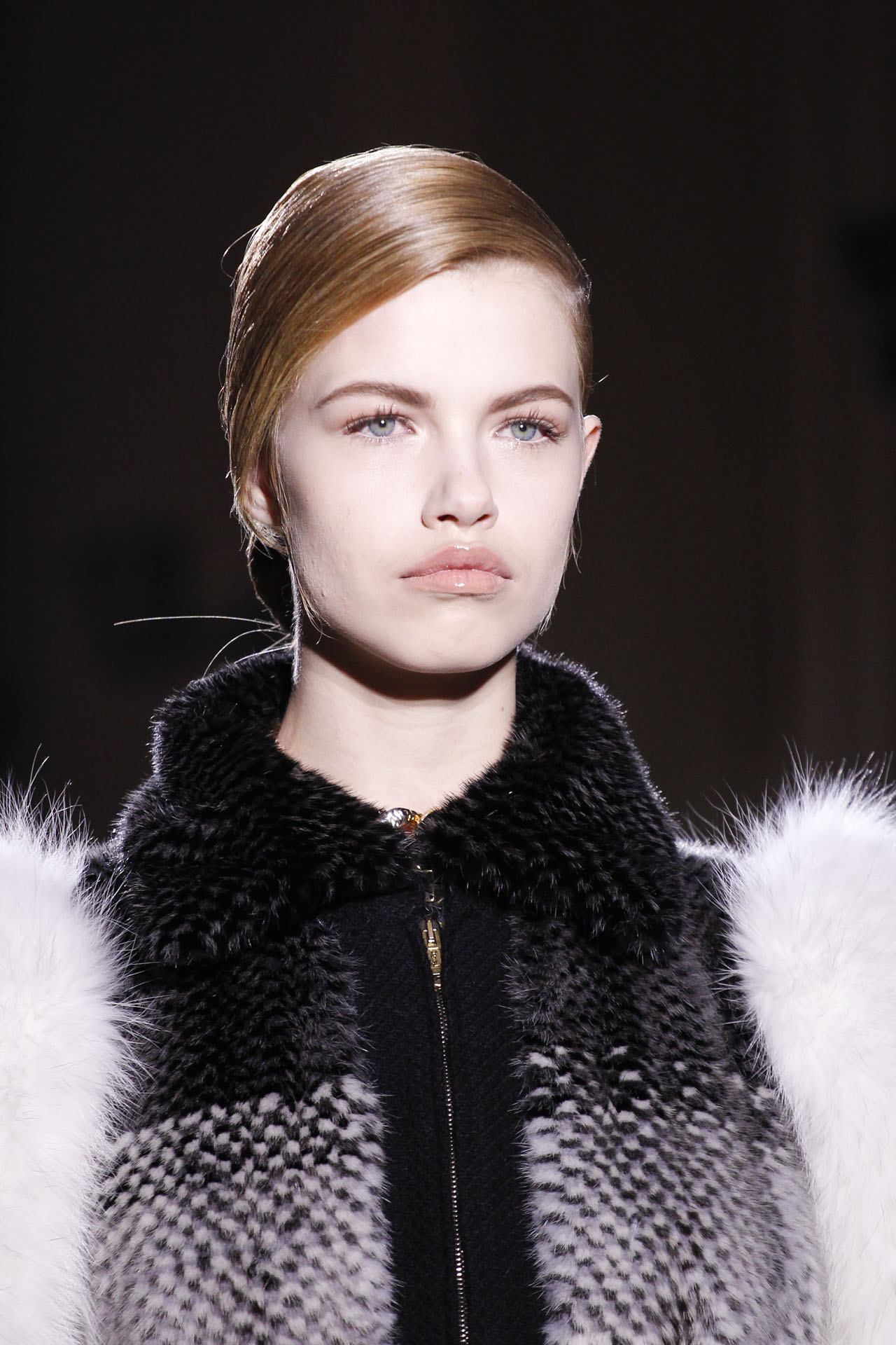 Yves Saint Laurent 2011ﶬDƬ