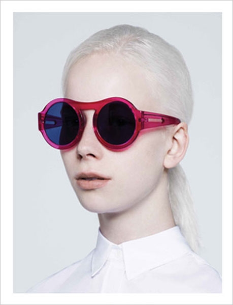 Karen Walker 2011春夏眼鏡廣告 高清圖片
