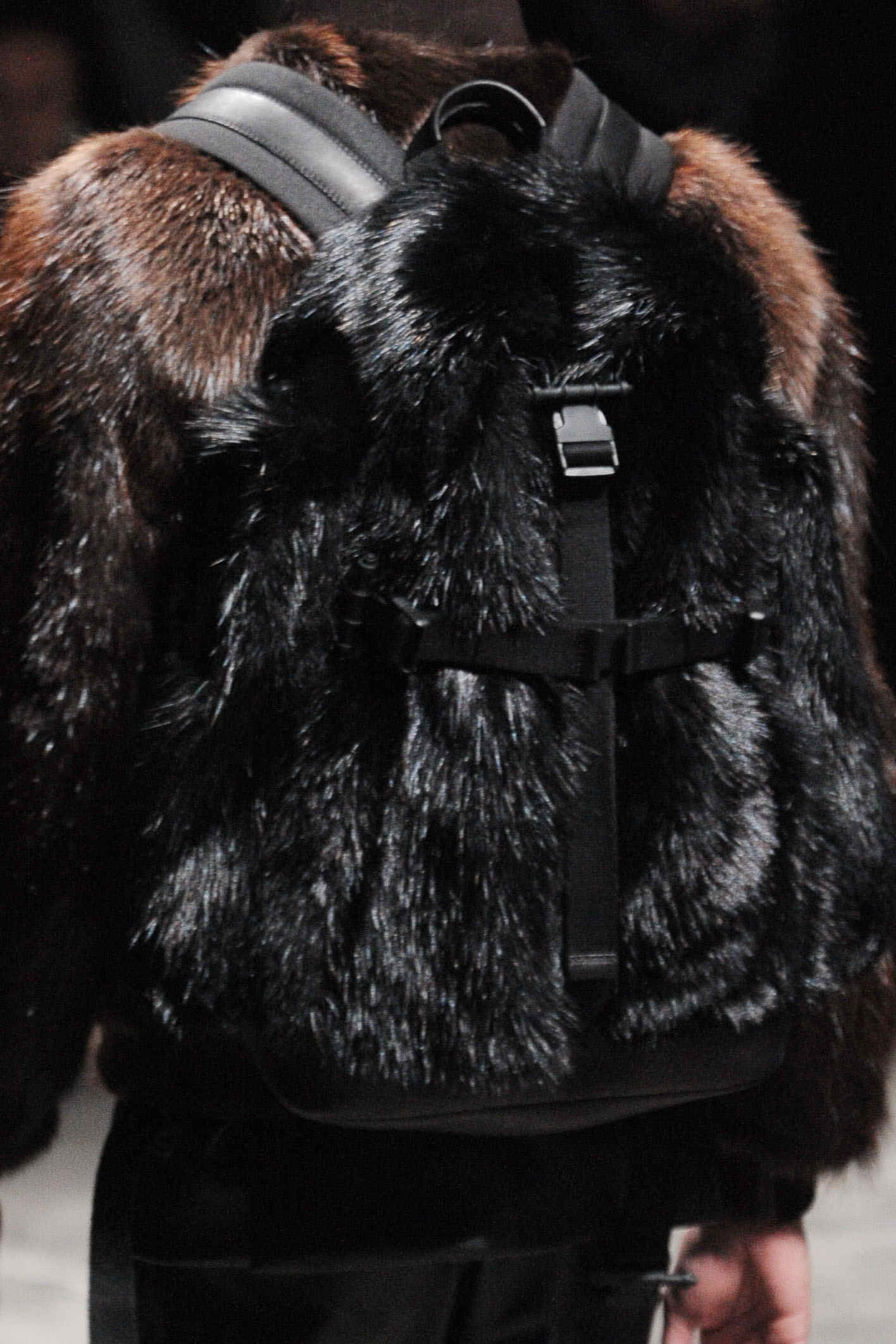 Givenchy 2011ﶬbDƬ