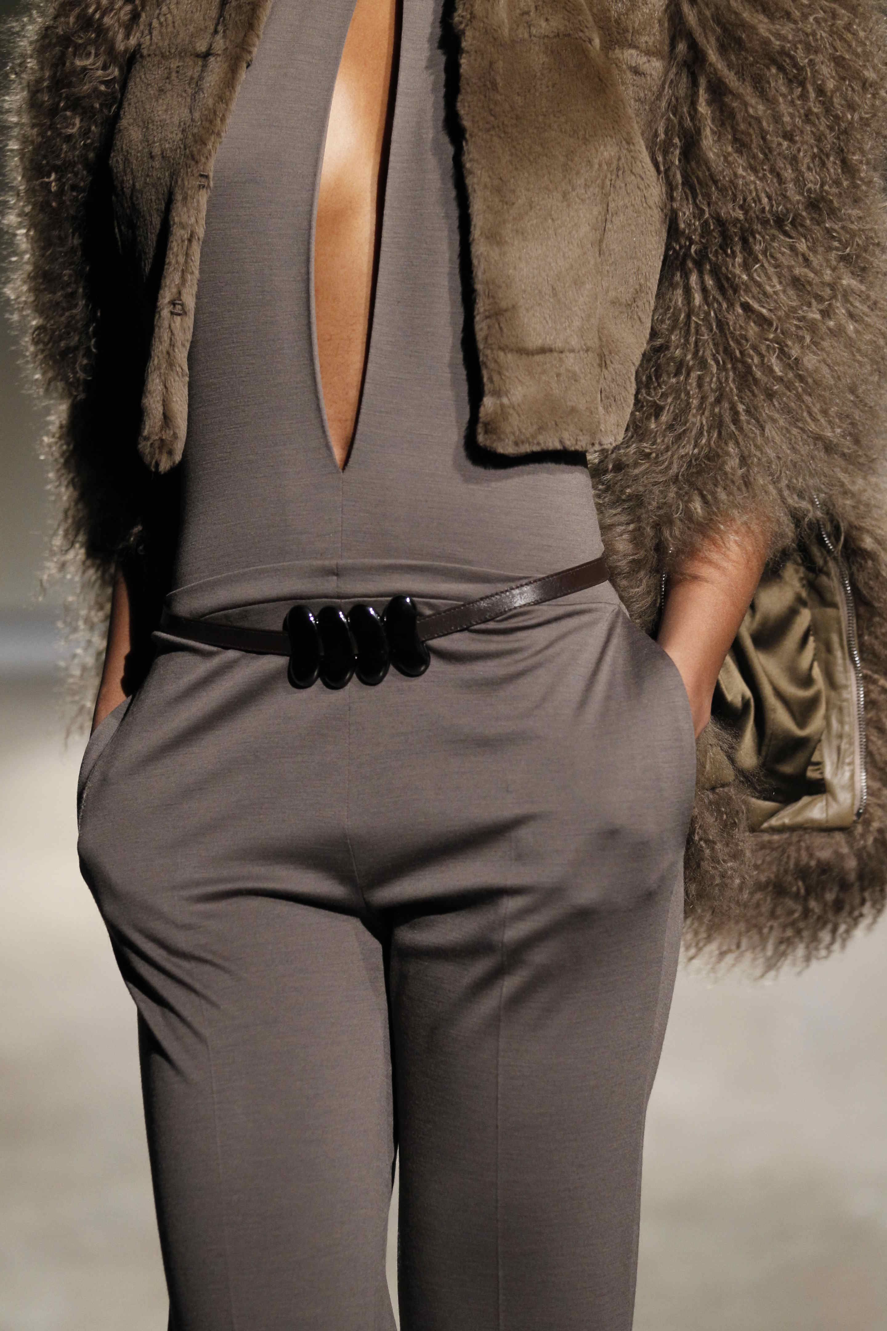 Halston 2011秋冬女士配件