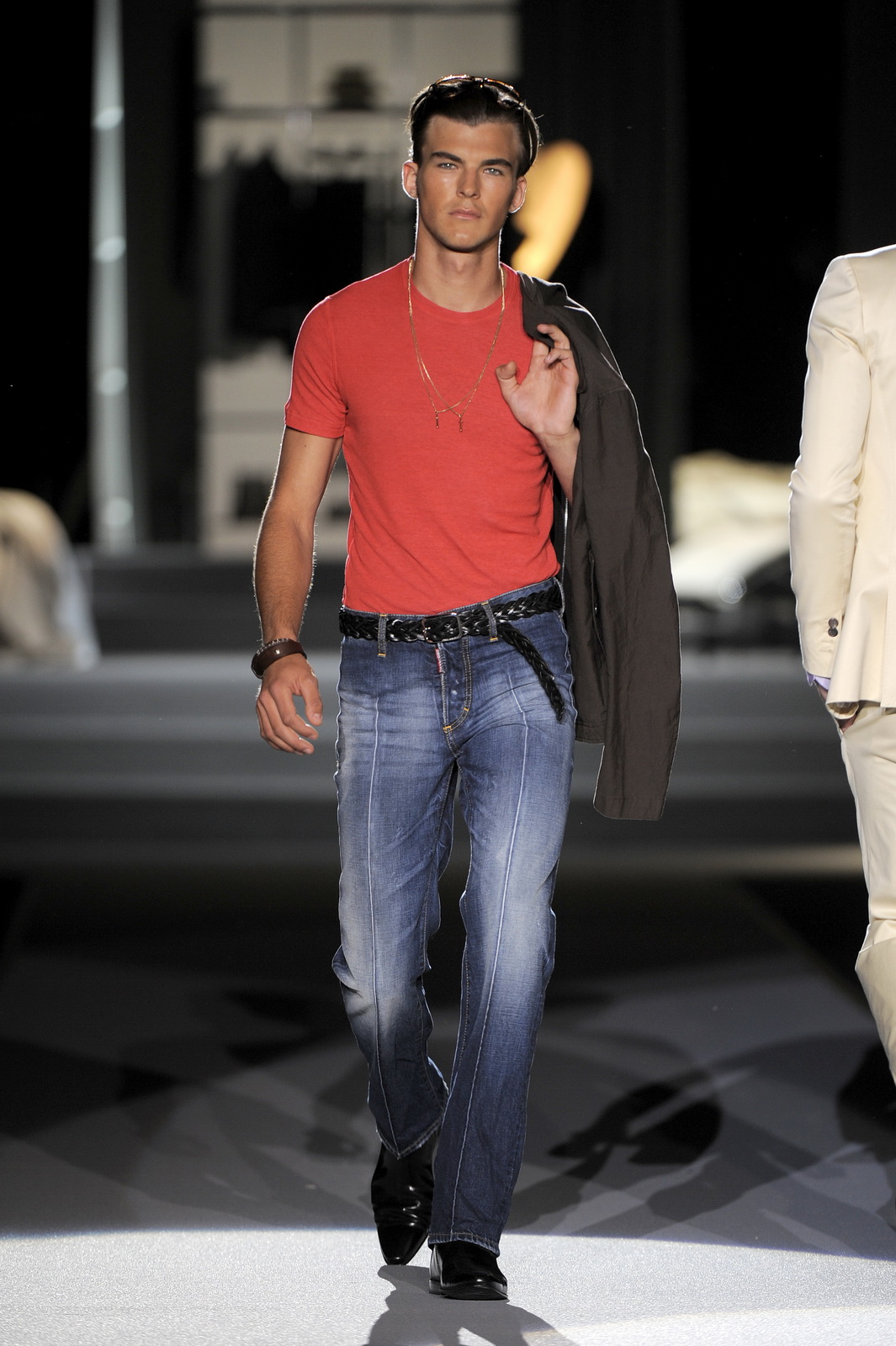 DSQUARED2 2011bDƬ