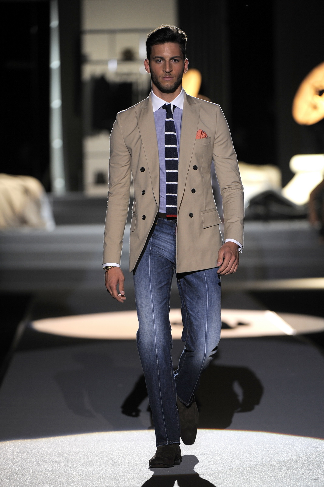 DSQUARED2 2011bDƬ