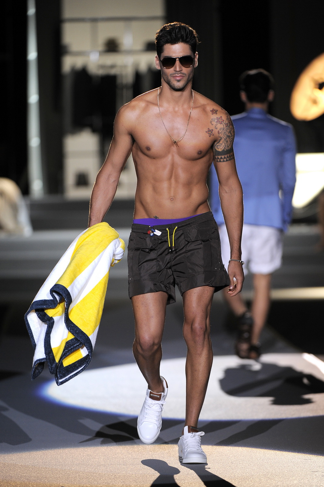 DSQUARED2 2011bDƬ
