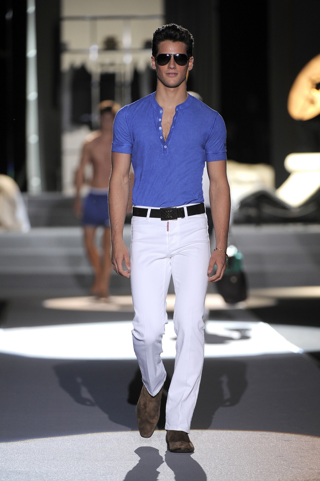 DSQUARED2 2011bDƬ