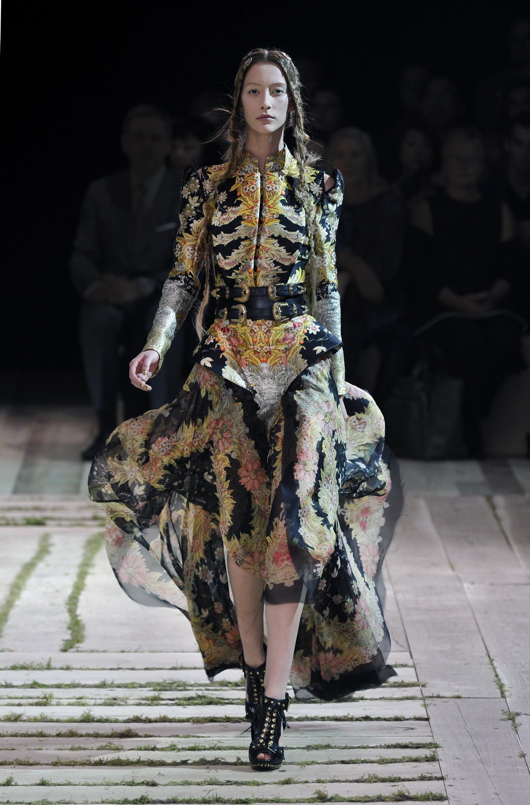 Alexander McQueen 11Ůb DƬ