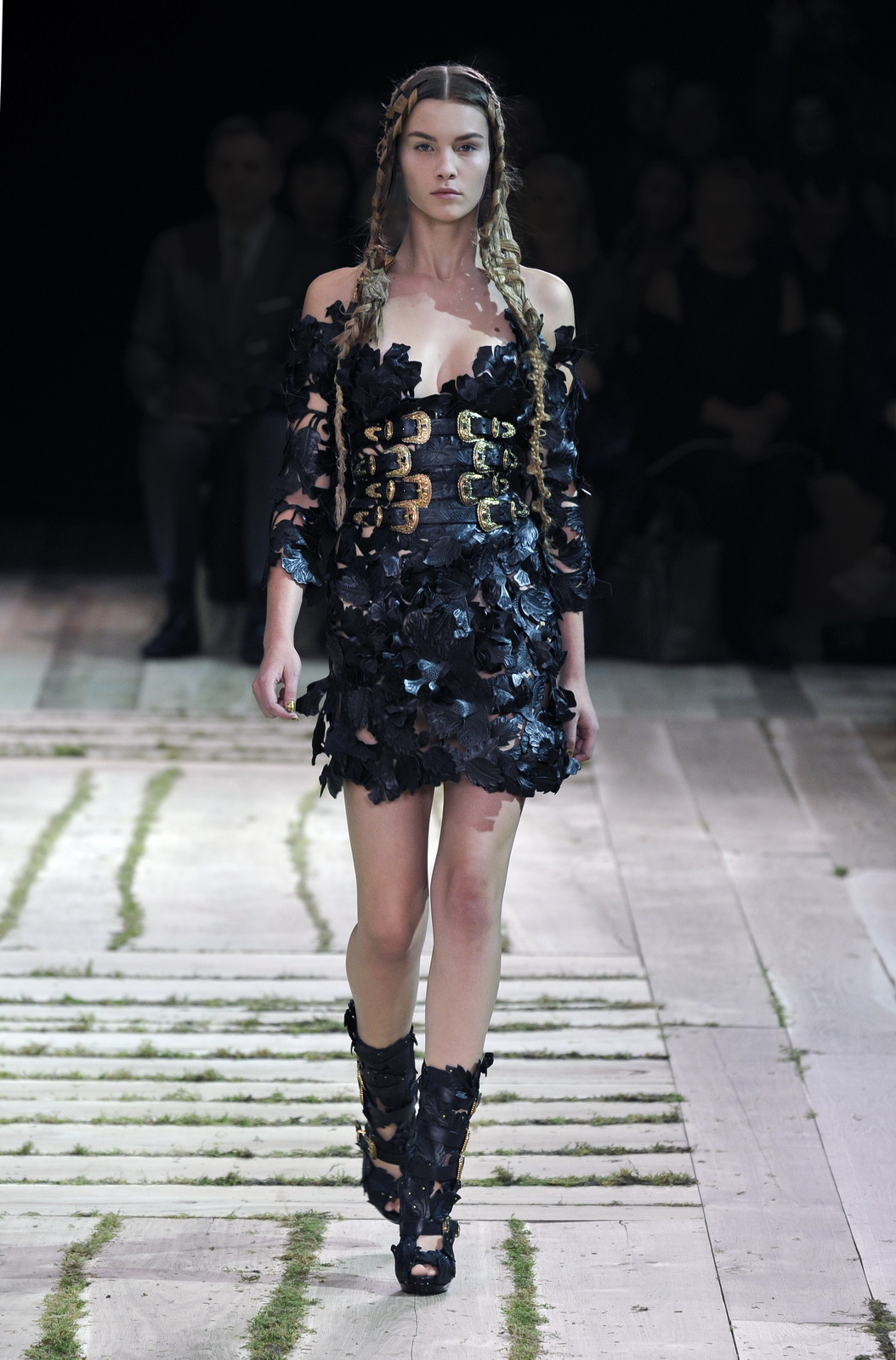Alexander McQueen 11Ůb DƬ
