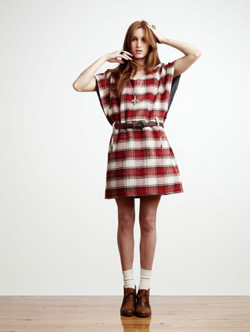 Strummer ﶬ2011 LookBookDƬ