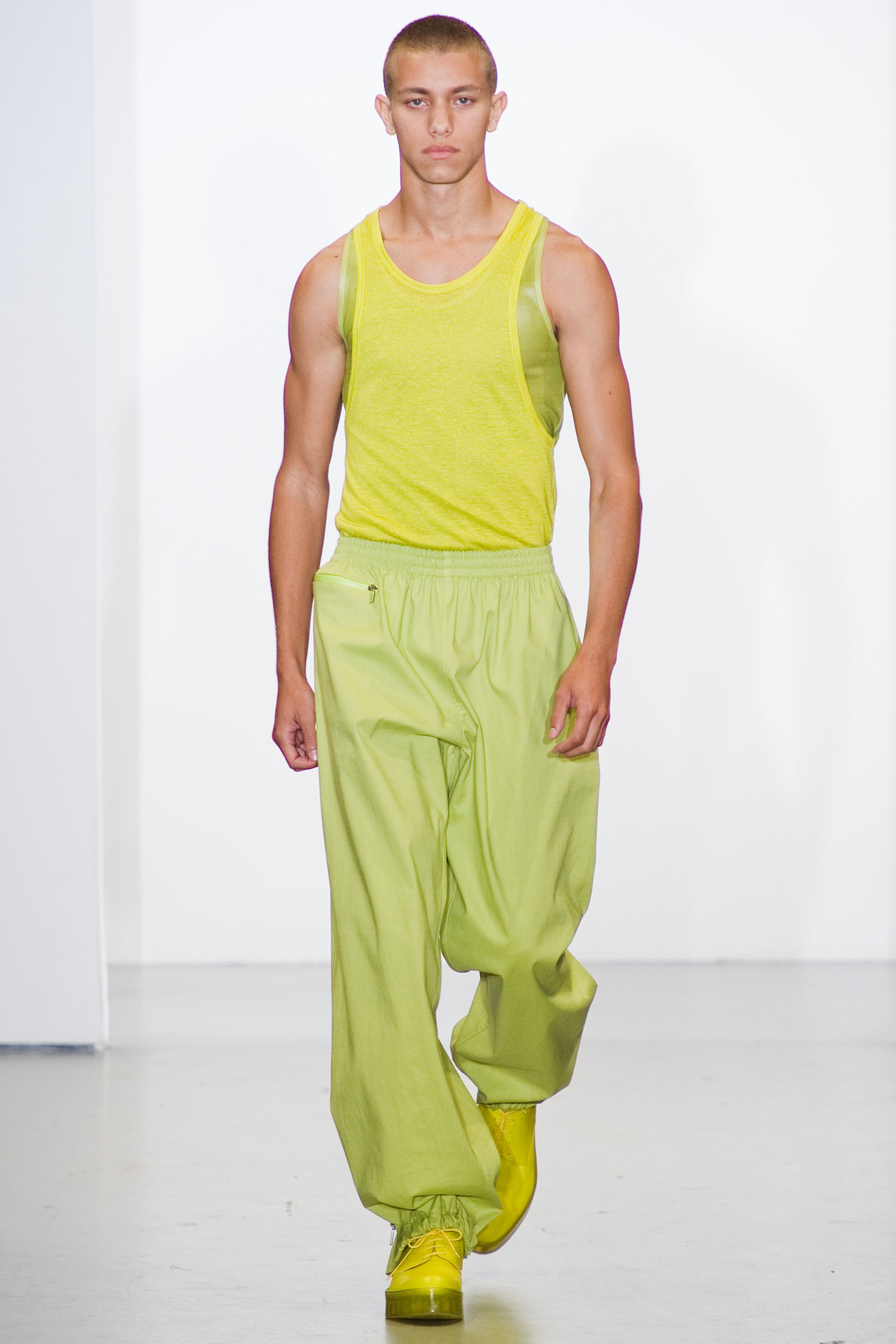 Calvin Klein 2012bDƬ