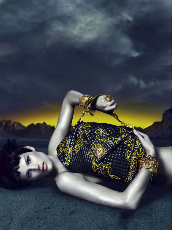 Versace 2011ﶬV DƬ