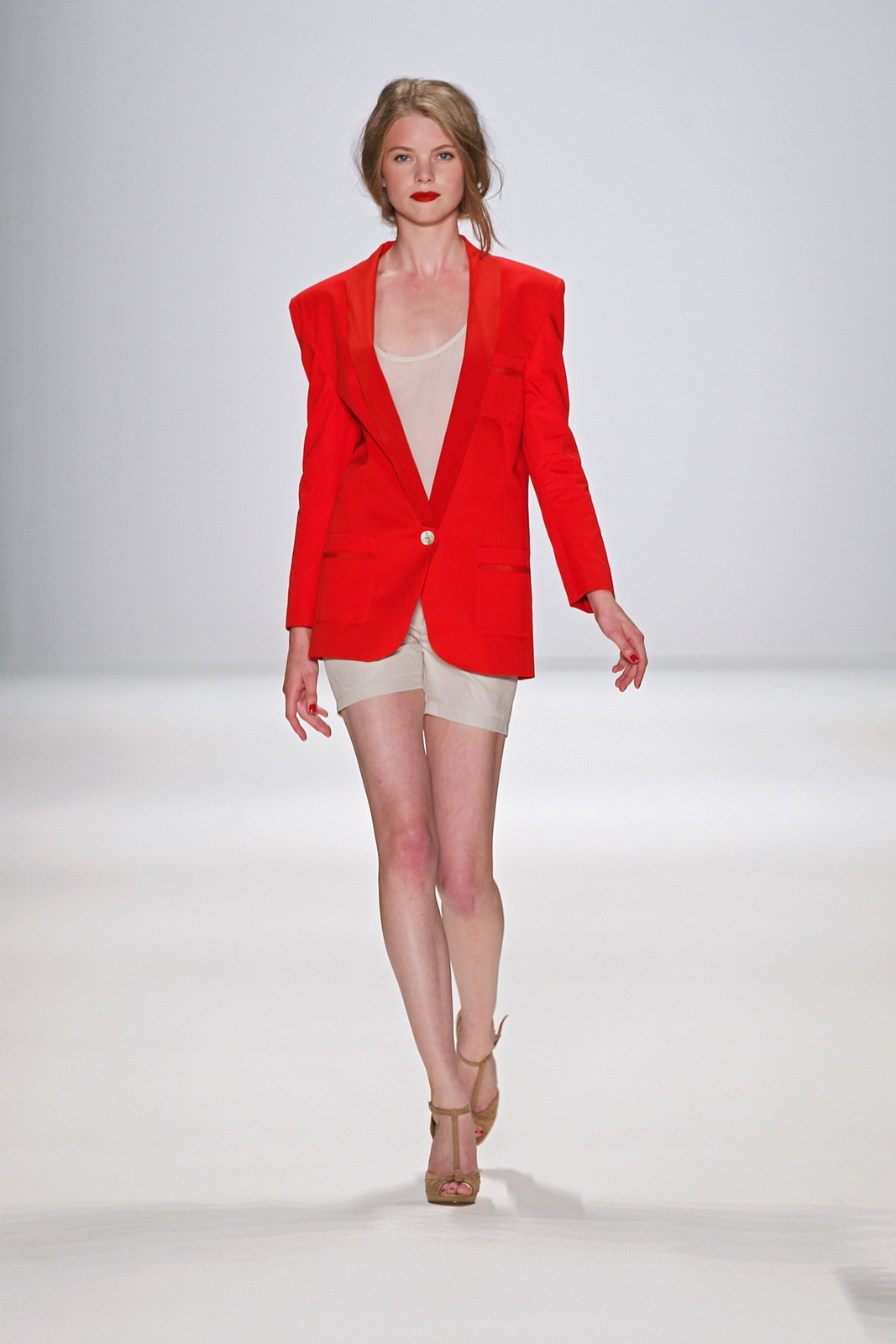 Hien Le 2012春夏秀場