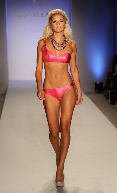 Aqua Di Lara 2012~ӾbDƬ