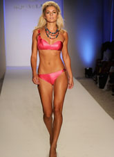 Aqua Di Lara 2012~Ӿb(chng)DƬ