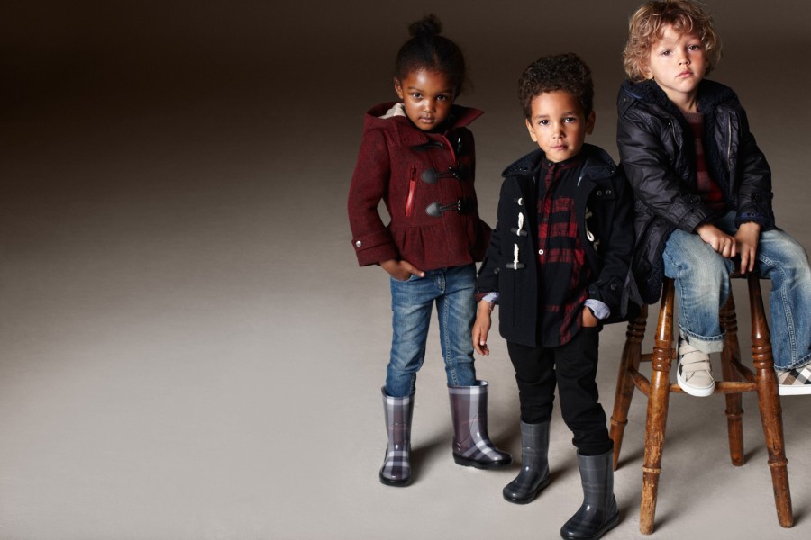 Burberry 2011秋冬 童裝廣告高清圖片