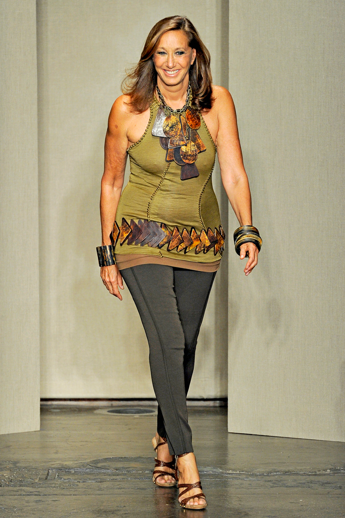 Donna Karan 2012DƬ