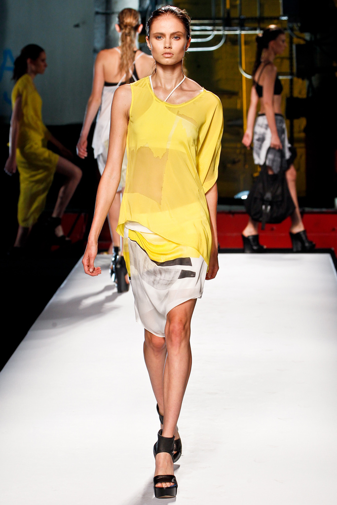 Helmut Lang 2012(chng)DƬ