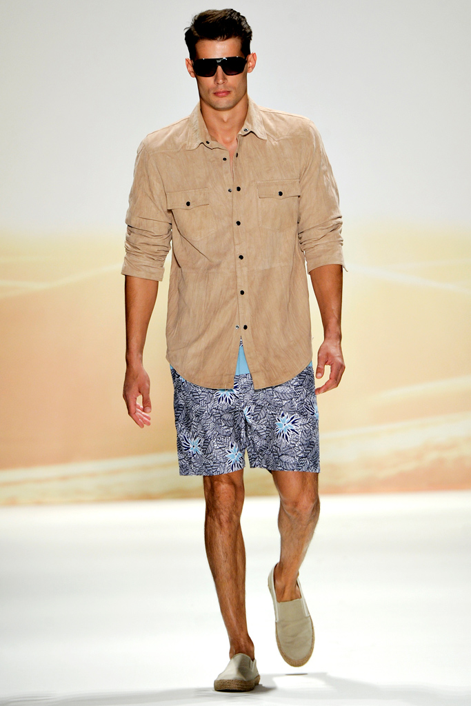 Perry Ellis 2012DƬ