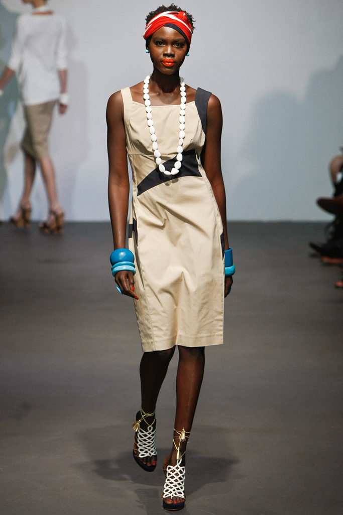 Stephen Burrows 2012(chng)DƬ