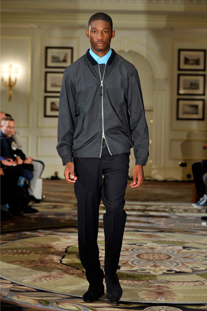 E. Tautz 2012DƬ