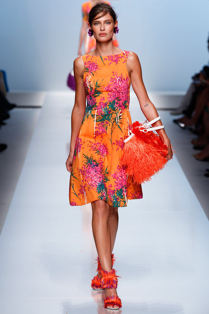 Blumarine 2012DƬ