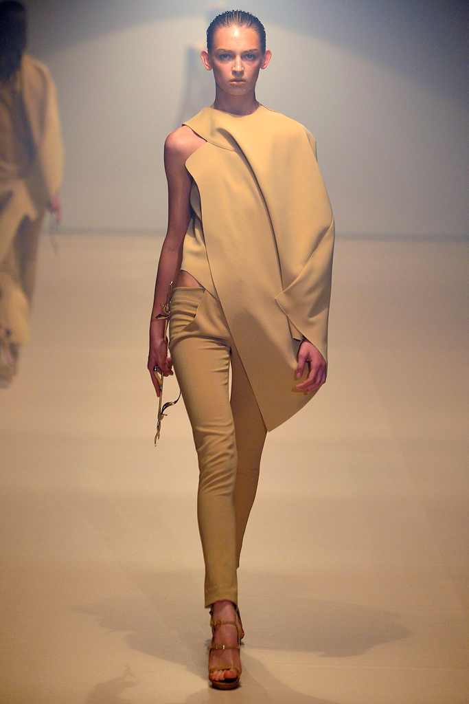Mugler 2012DƬ