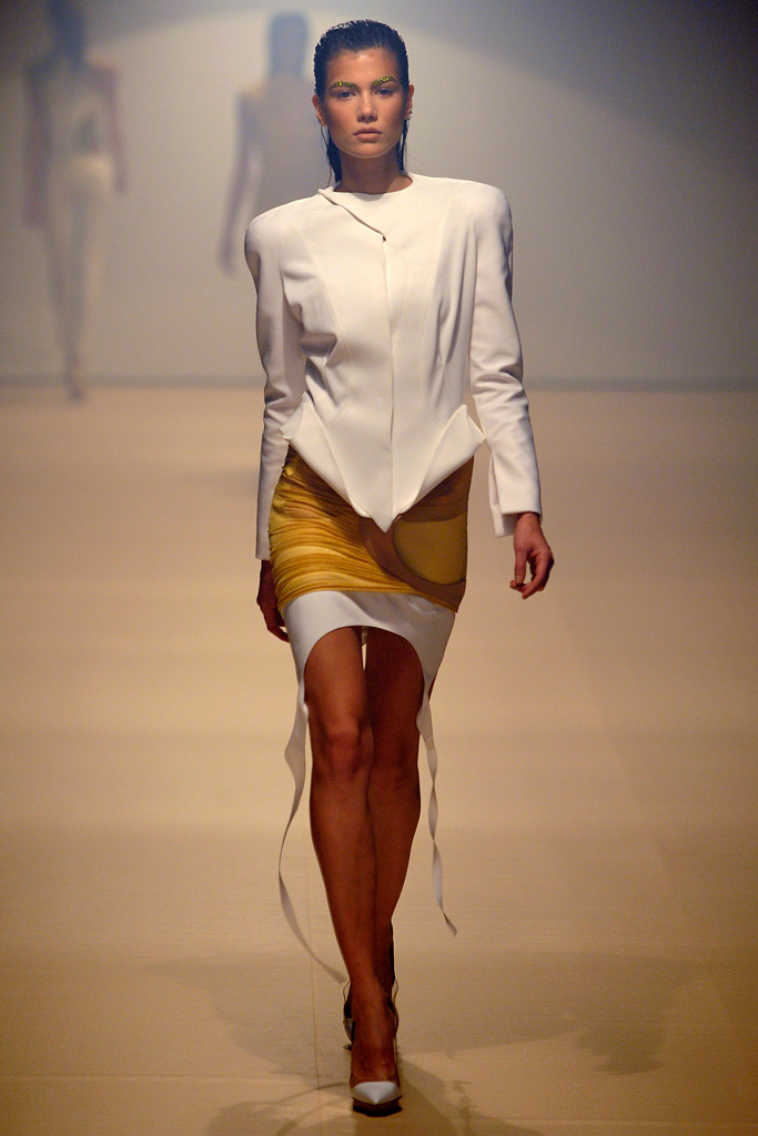 Mugler 2012DƬ