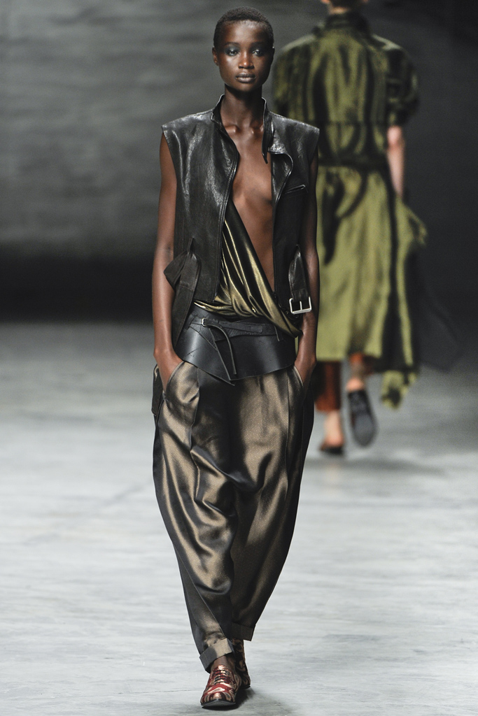 Haider Ackermann 2012DƬ