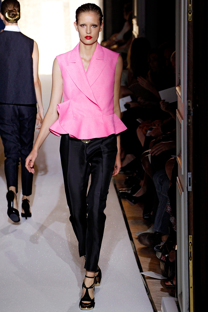 Yves Saint Laurent 2012DƬ