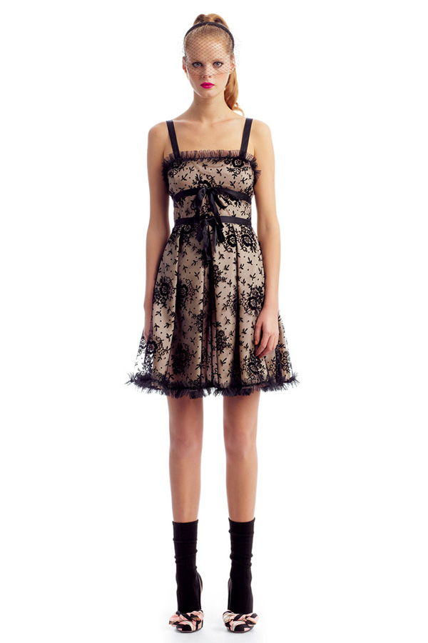 RED Valentino 2011ﶬLookbookDƬ