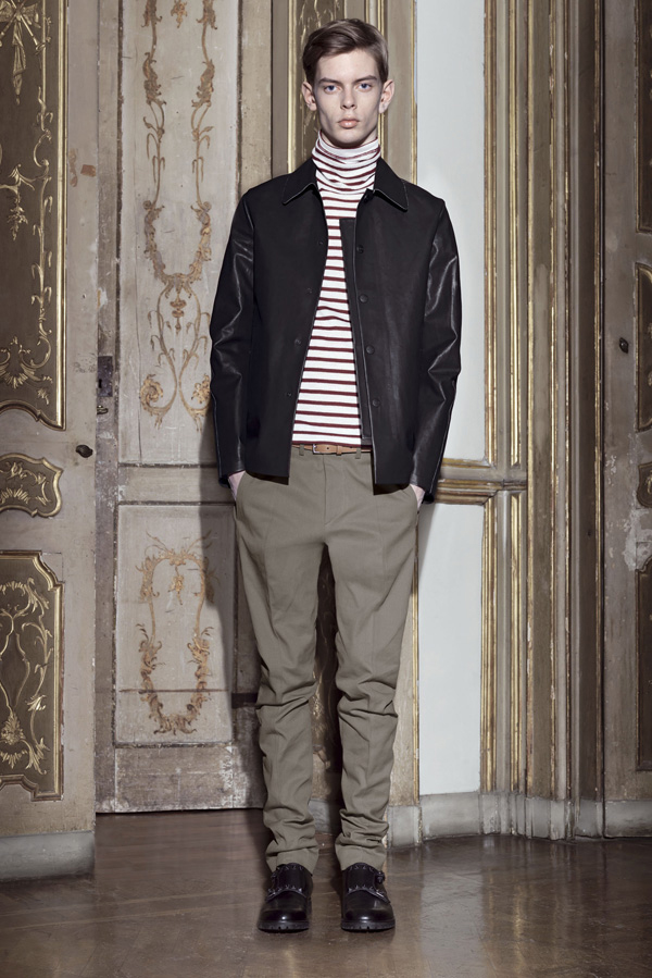 Valentino 2011ﶬbLookbookDƬ