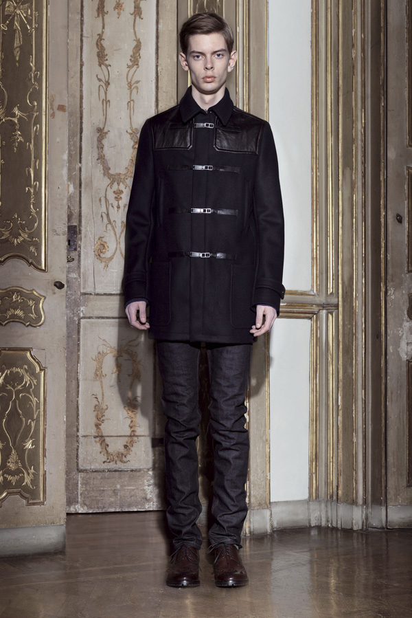 Valentino 2011ﶬbLookbookDƬ